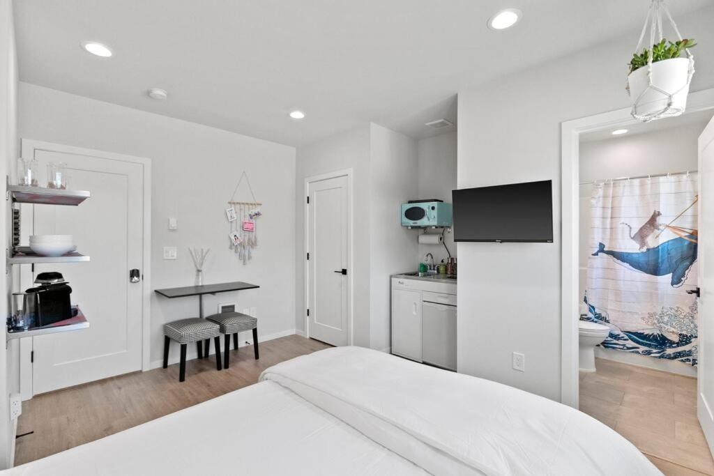 Isla'S Sweet Suite - Micro Studio - 91Walkscore Seattle Bagian luar foto