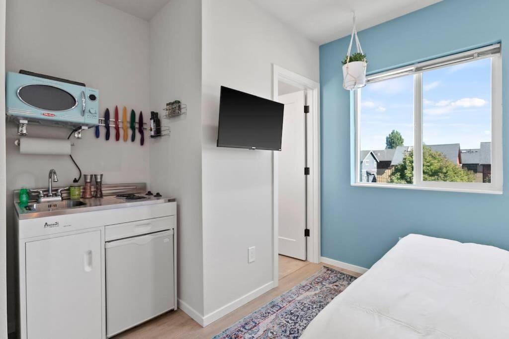 Isla'S Sweet Suite - Micro Studio - 91Walkscore Seattle Bagian luar foto